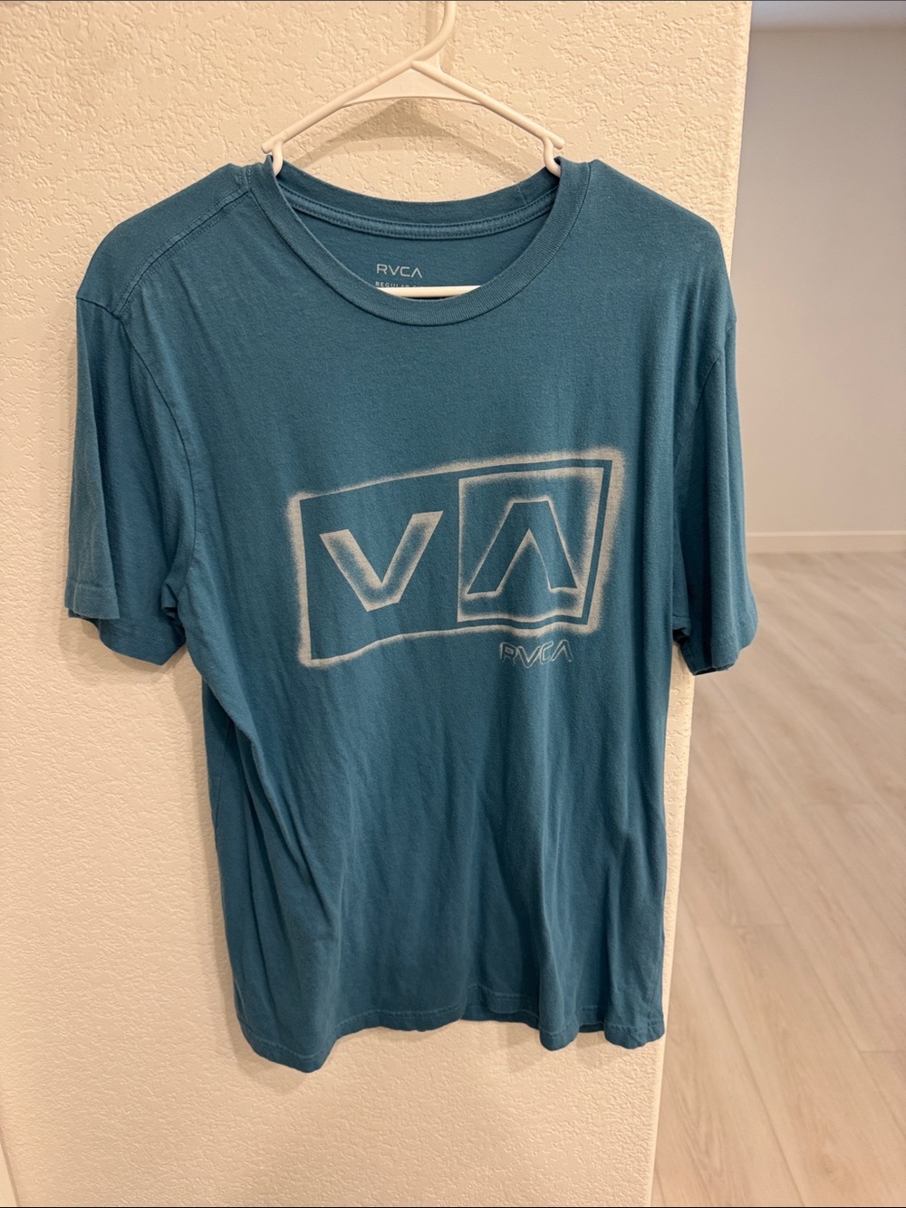 RVCA Teal Graphic Logo Short Sleeve Tee